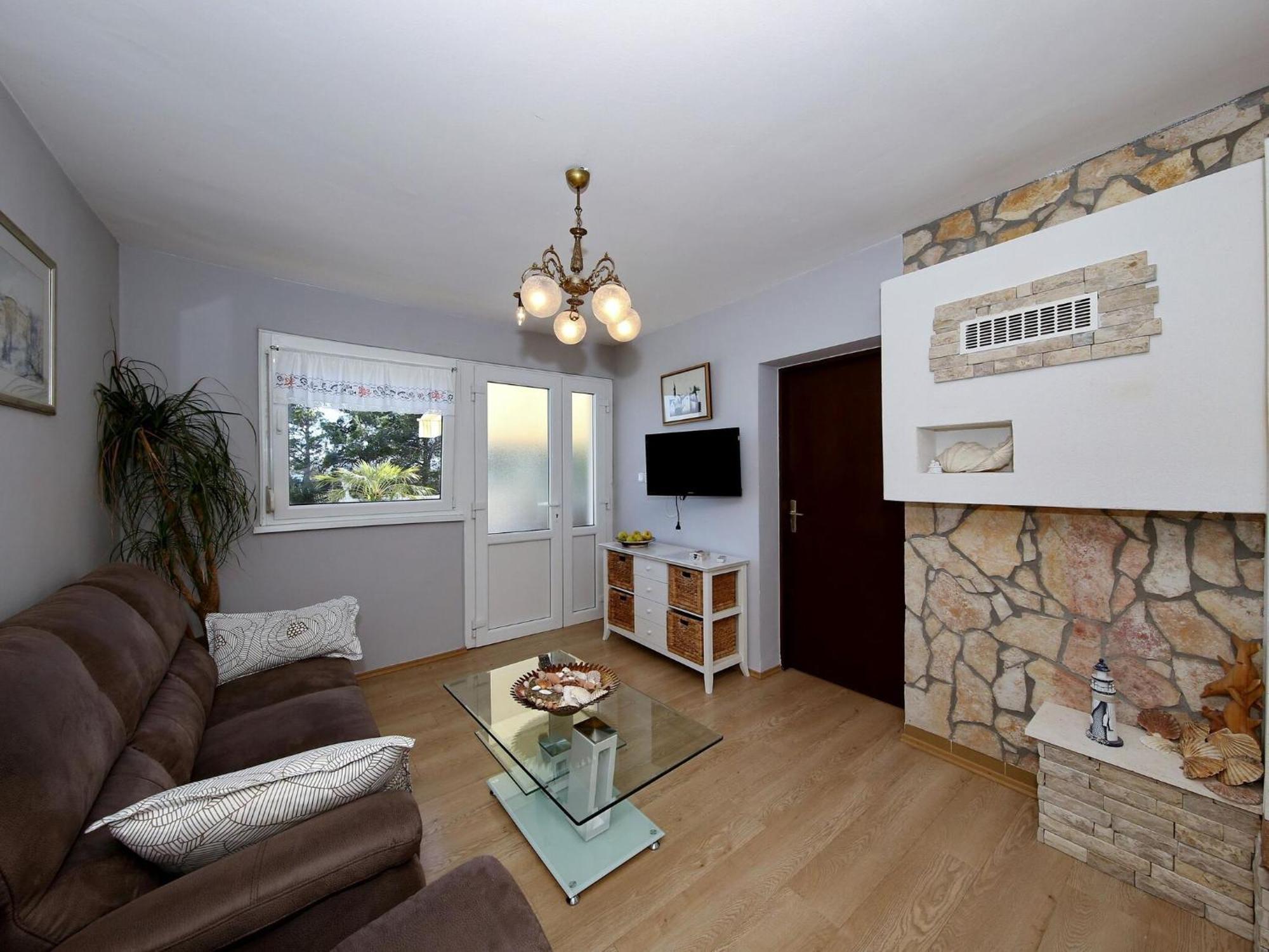 Beautiful Holiday Home With Private Pool, Nice Garden With Relax Area, Taverne 马斯莱尼察 外观 照片